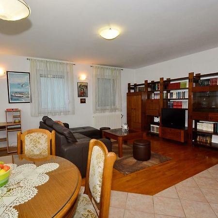 Apartman Vanja Omiš Extérieur photo