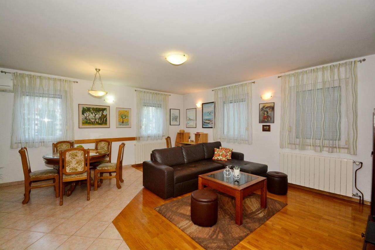 Apartman Vanja Omiš Extérieur photo