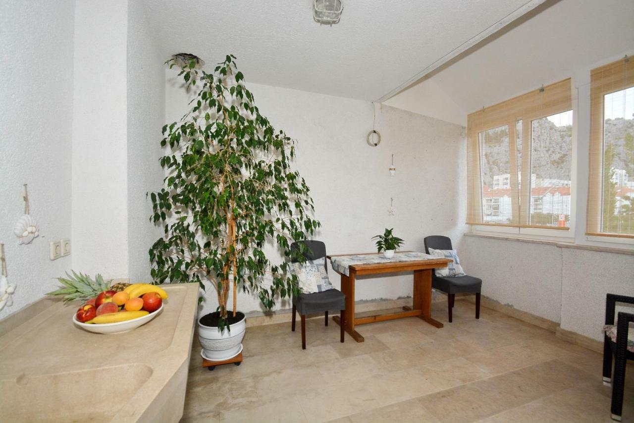 Apartman Vanja Omiš Extérieur photo